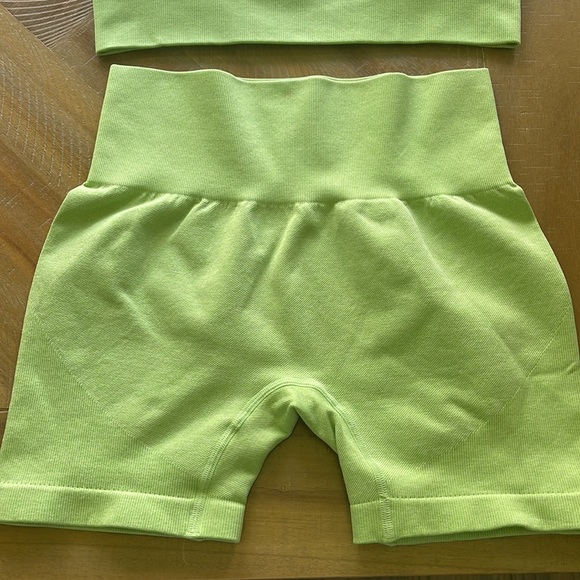 Seamless 2 Piece Workout Gym High Waist Leggings with Sport Bra Set - Picture 4 of 4